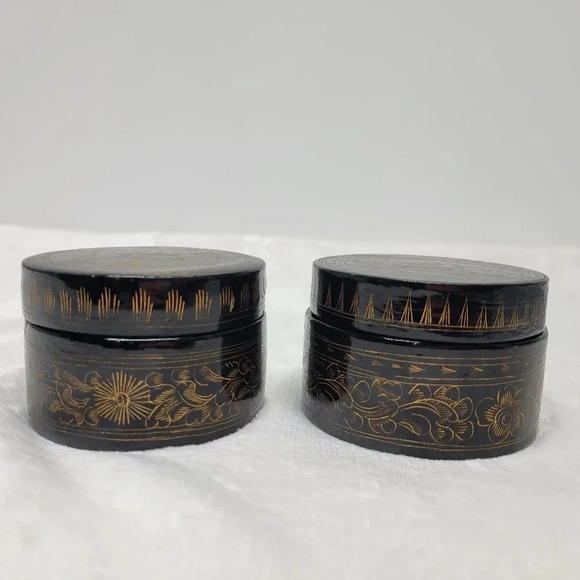 Vintage Jewelry - SOLD                  Hand-Painted Ornate Jewelry Wood Paper Mache Trinket Box -